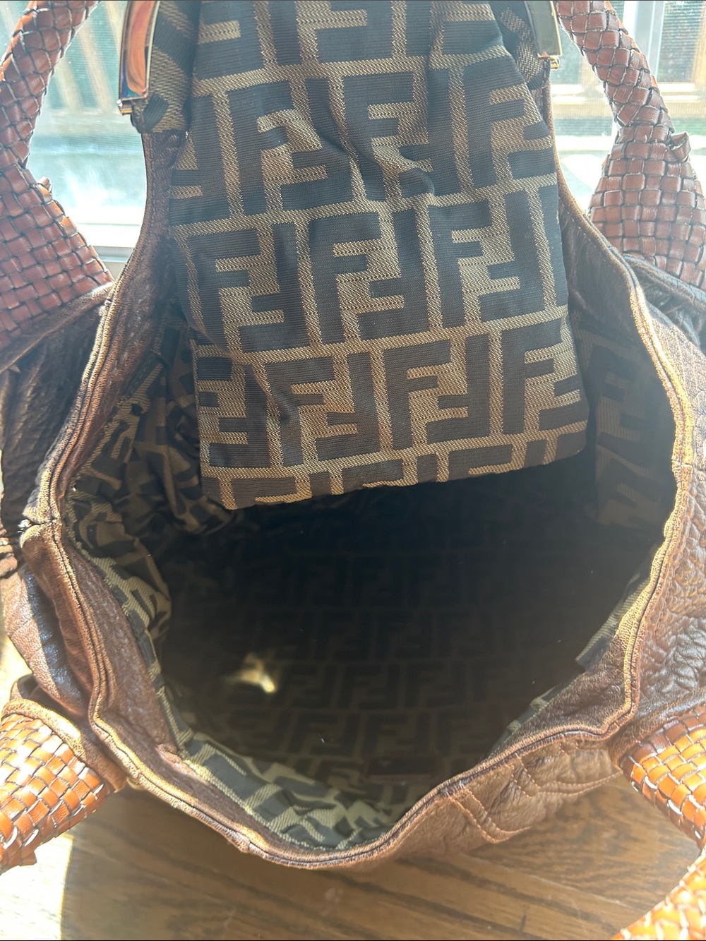 Fendi Spy bag Braided-Trim Brown Leather Shoulder Bag with Gold Hardware - Picture 4 of 11